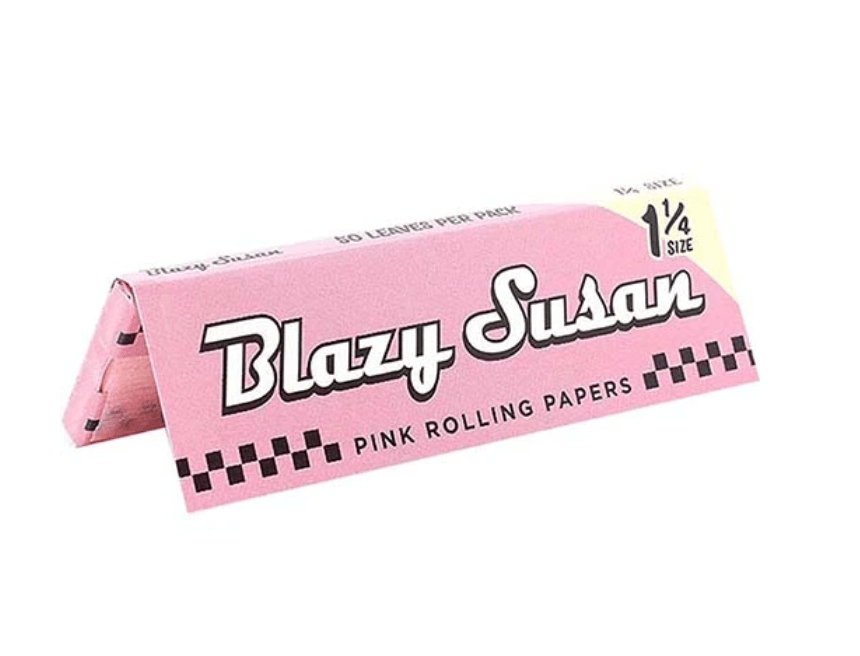 Blazy Susan pink rolling papers, 1 1/4 size, 50 leaves per pack, stylish and convenient for on-the-go smoking.